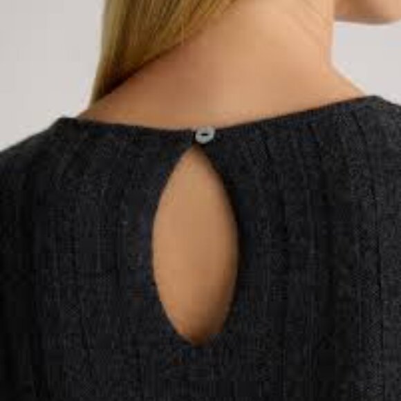 NWT Quince Mongolian Cashmere Wide-Rib Midi Dress - Small - Black - Picture 3 of 5